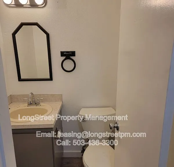 3151 N Shore Dr SE #2 — Photo 7
