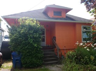 943 30th Ave, Seattle, WA 98122