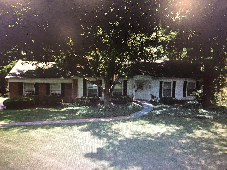 1st image of 9 Taylor Woods Dr