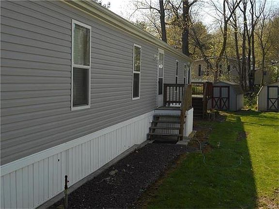 4th image of 53 Hickory Hills Dr