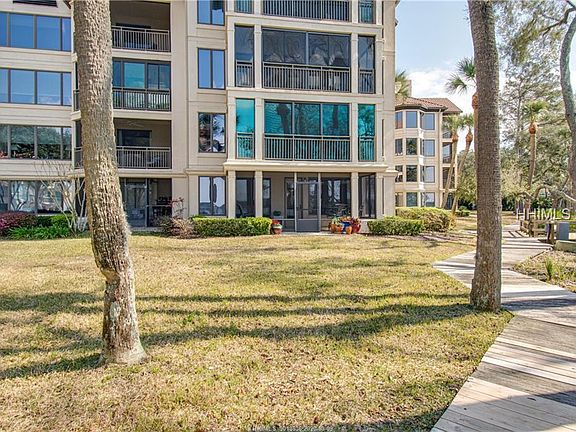 3rd image of 6 Village North Dr APT 71