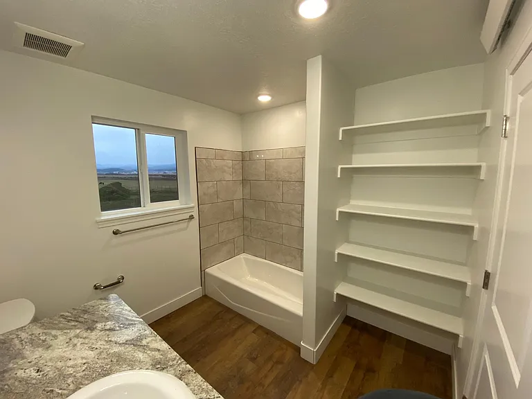 400 Clearview Dr — Photo 10