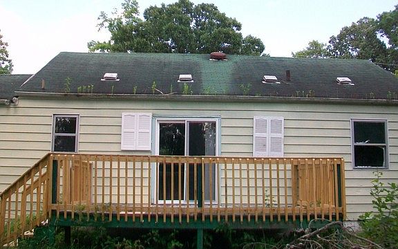 3rd image of 96 Vero Beach Ave