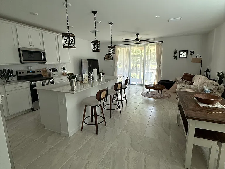 1622 Lake Jessup Cir — Photo 11