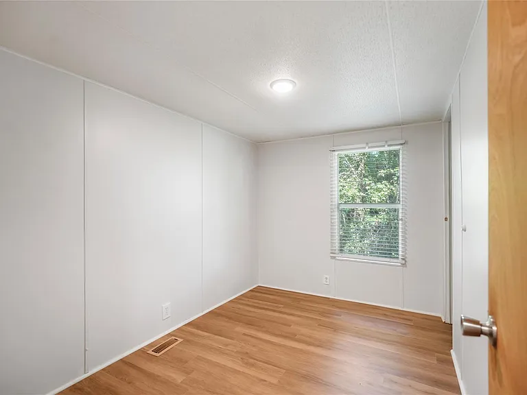 71 Road 5221 — Photo 17