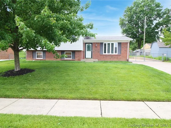 1317 Sportsman Drive, Jeffersonville, IN 47130
