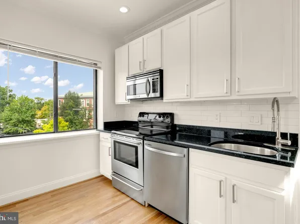 5754 Colorado Ave NW APT 301, Washington, DC 20011