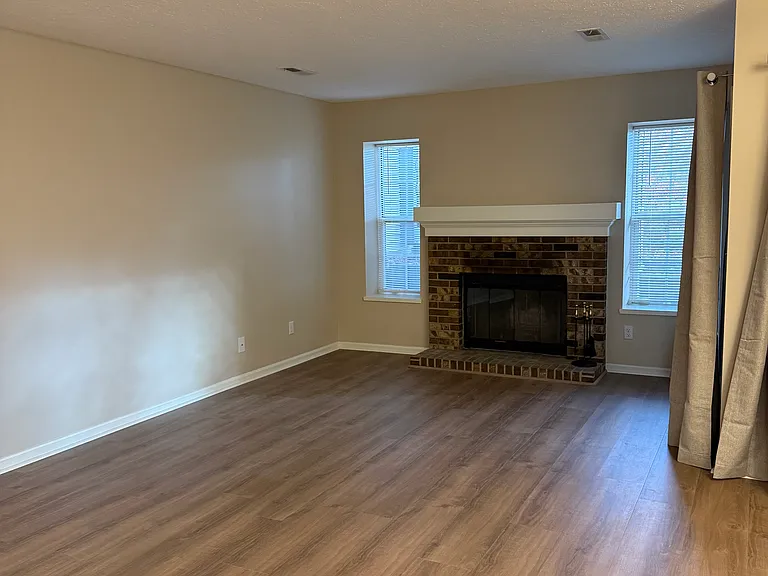 1390 Cedarwood Dr #D1 — Photo 5