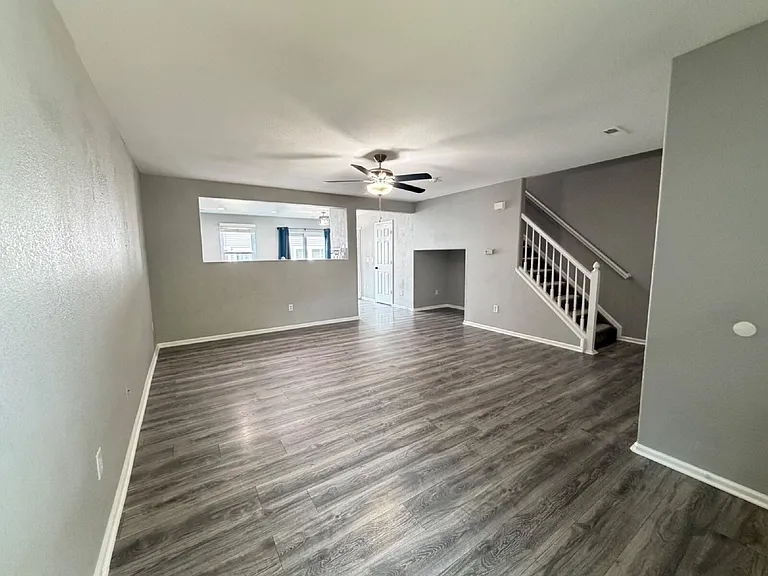 7874 S Kittredge Cir — Photo 2