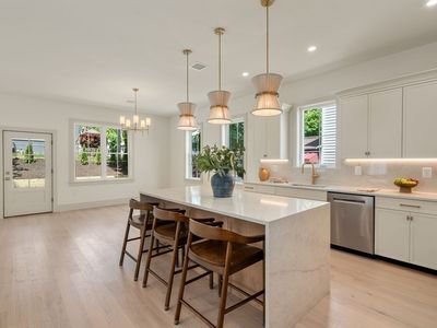 33 Fendale Ave, Dorchester, MA, 02124