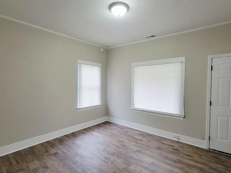 1230 Tank Ct — Photo 4