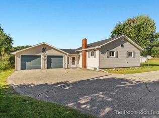 656 Twenty Mile Rd, Barryton, MI 49305