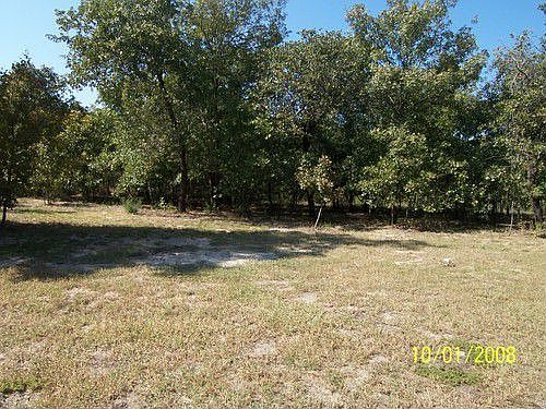 4th image of 23530 Thornwood Dr