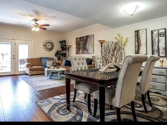 2nd image of 2228 S Piney Point Rd APT 101