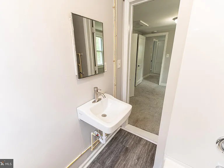 115 Davis Ln — Photo 22