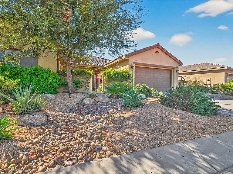 35831 Raphael Dr — Photo 24