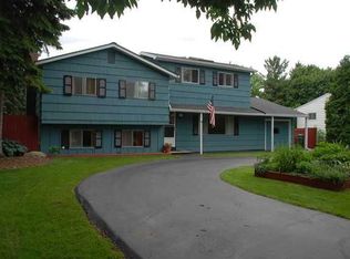 719 Pinnacle Rd, Pittsford, NY 14534