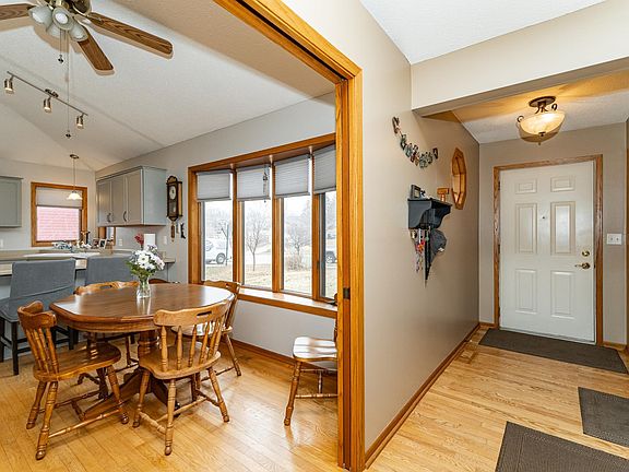 2nd image of 502 24th St SW