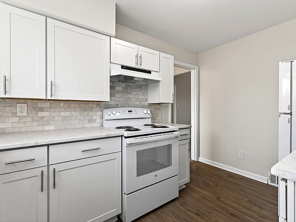 4th image of 2800 Shafor Blvd #3