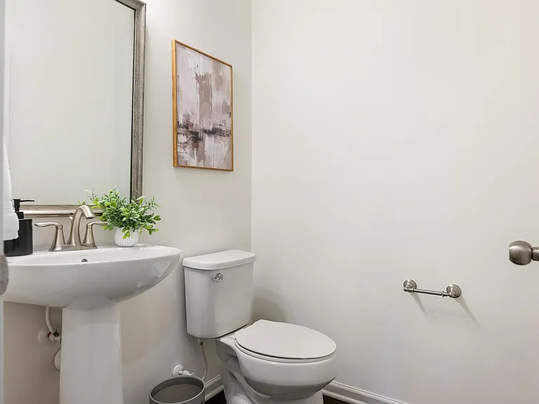9533 Ainslie Downs St #1 — Photo 23