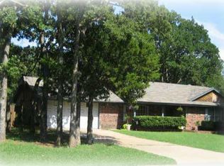 5918 S Morgan Dr, Guthrie, OK 73044