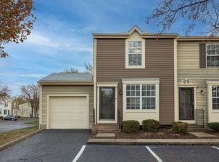 4941 Singleton Dr #13A, Hilliard, OH 43026