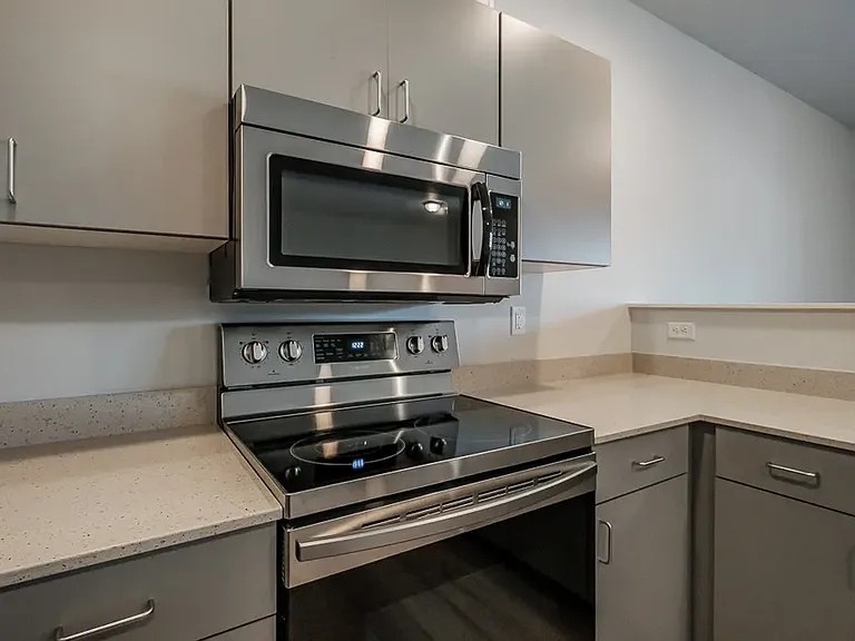 Cascade Meadows Apartments — Photo 6