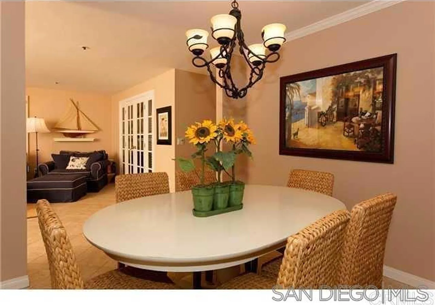 Fully Furnished 2 Bed/2 Bath Condo In la Jolla — Photo 3