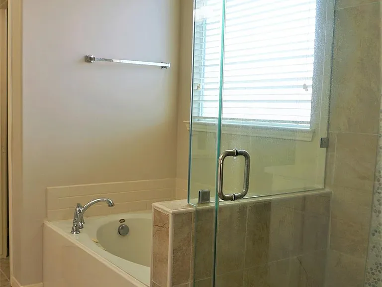 8123 Buffalo Springs Ct — Photo 17