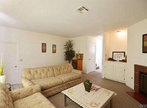 3rd image of 325 N Marguerita Ave APT D