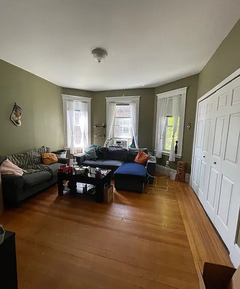 4 Litchfield St #3 — Photo 3