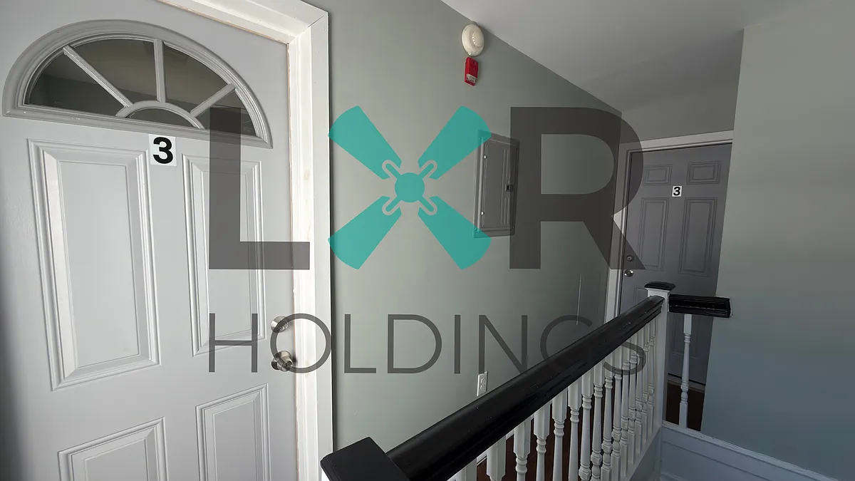 Building Photo - 49 N Farson St #3