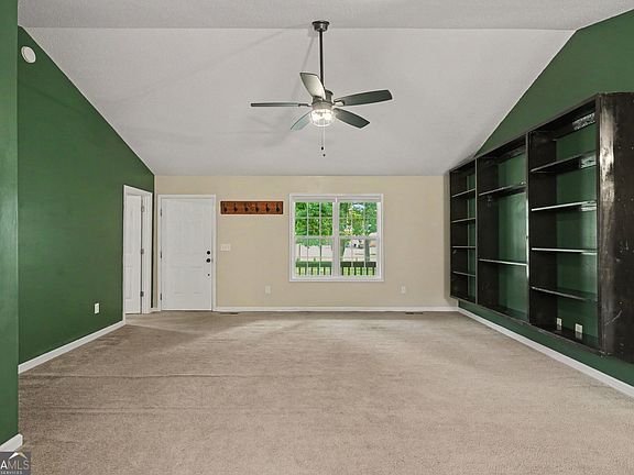 4th image of 313 Anderson Rd
