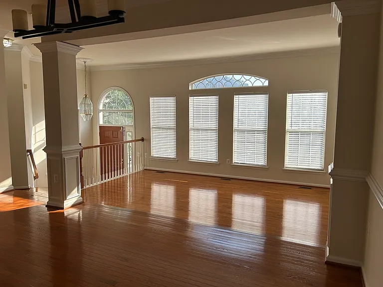main level