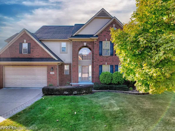 24405 Amanda Ln, Novi, MI 48375