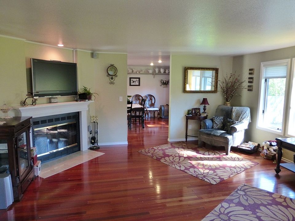 1st image of 15120 32nd Avenue Ct E