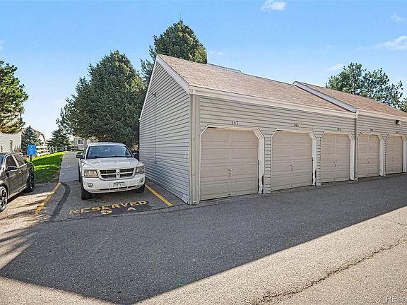 2nd image of 912 S Yampa Street #208