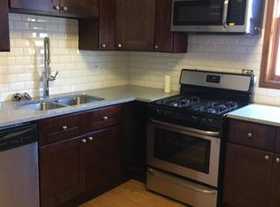 1353 N Dean St FLOOR 1, Chicago, IL 60622