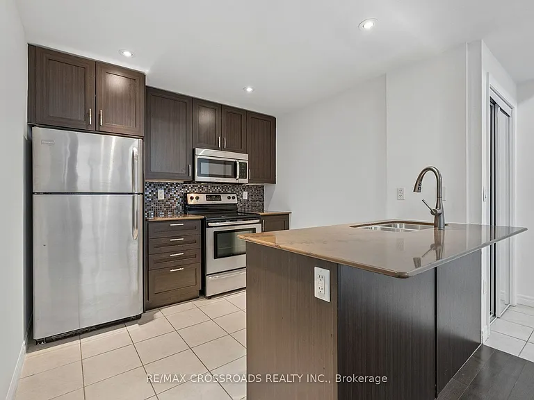 427 Aberdeen Ave #201 — Photo 9