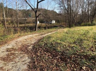 7264 Winchester Rd, Clay City, KY 40312