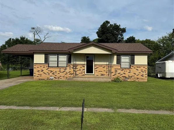 824 Saint Anne Ln, New Madrid, MO 63869
