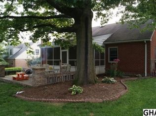 315 Rosewood Ln, Harrisburg, PA 17111