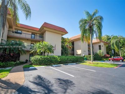 200 Jacaranda Country Club Dr SUITE 2B, Plantation, FL, 33324