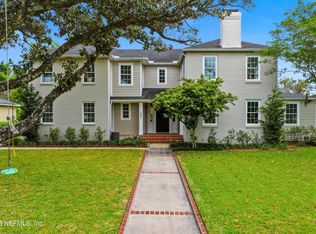 1052 HOLLY Lane, Jacksonville, FL 32207