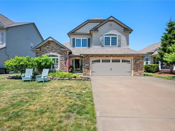 194 Shoreland Cir, Willowick, OH 44095
