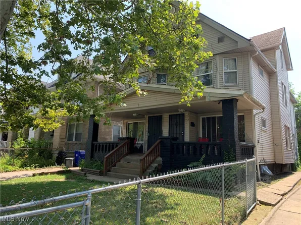 13514 Blenheim Rd, Cleveland, OH 44110