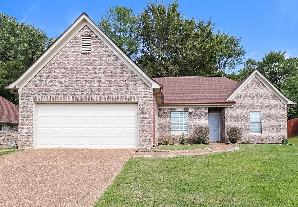 185 Village Dr
