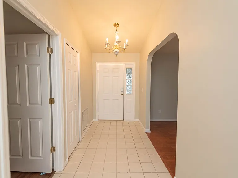 1236 Buffing Cir SE — Photo 15
