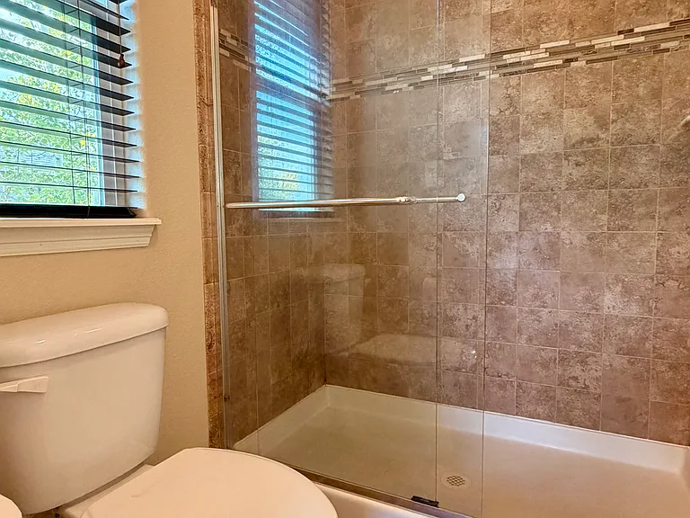 2760 Bridle Dr — Photo 18