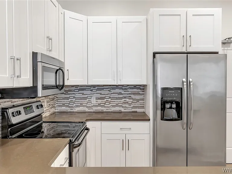 251 Main St #404 — Photo 8